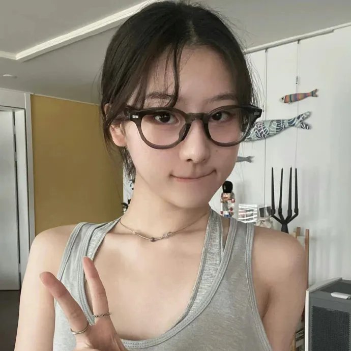 轻轻拂过