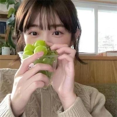 驼背人与舞女